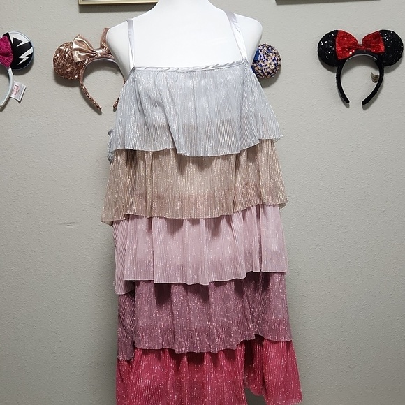 ARULA Dresses & Skirts - Arula Sparkly Tiered Party Dress